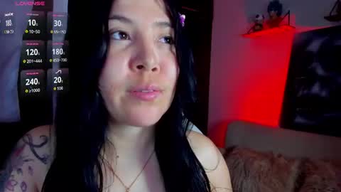 Ailyn  online show from 07-26-26, 01:58