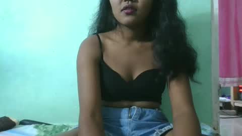 Snapshot of aimeamour chatting on 03-02-25, 11:18 aimeamour online show from 03-02-25, 11:18