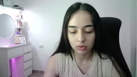 Snapshot of aineangeel chatting on 01-12-26, 12:49 AINE online show from 01-12-26, 12:49