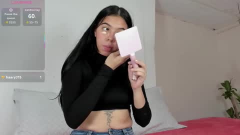 Snapshot of ainoa_pink chatting on 12-04-25, 12:47 Ainoa online show from 12-04-25, 12:47