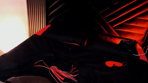 Airam Clair online show from 10-25-25, 07:41