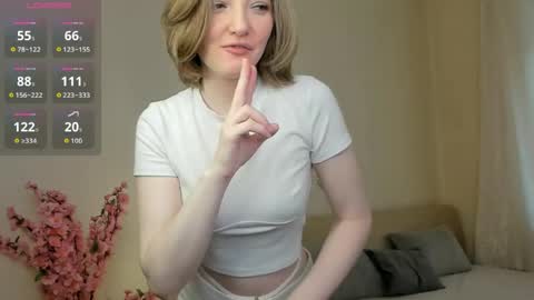 Sofia help me get 50 thumbs up online show from 05-27-26, 05:26