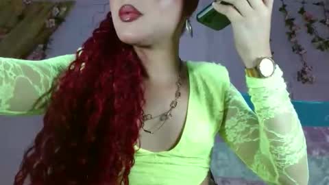 Snapshot of aisha_atenea chatting on 04-15-26, 08:21 Jess online show from 04-15-26, 08:21