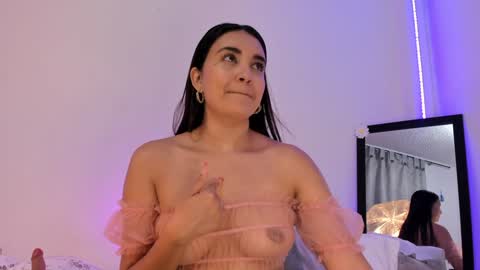 Aisha online show from 01-19-25, 04:14