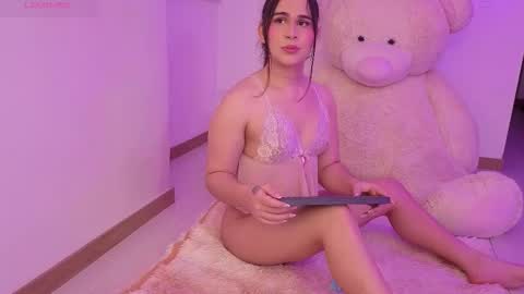 Ash             INDEPENDET MODEL  online show from 03-17-26, 02:49