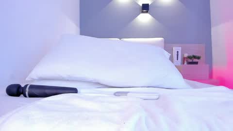 Aisha online show from 01-11-25, 11:02