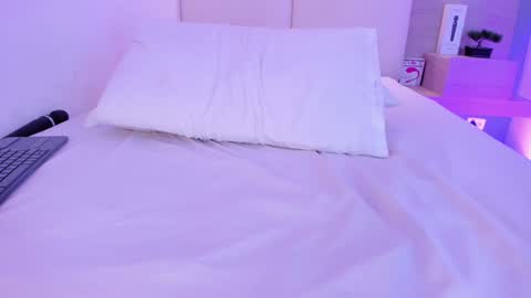 Aisha online show from 01-18-25, 10:39