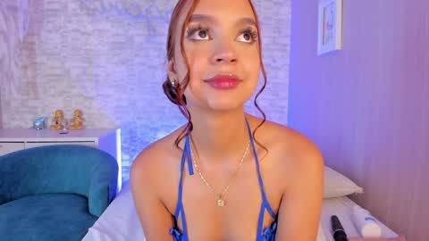 Aisha online show from 01-25-25, 02:58