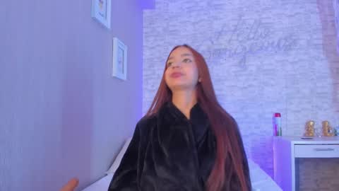 Aisha online show from 02-18-25, 03:10