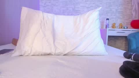 Aisha online show from 02-27-25, 02:53