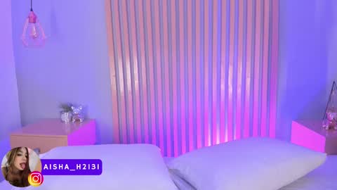 Aisha online show from 09-22-25, 09:06