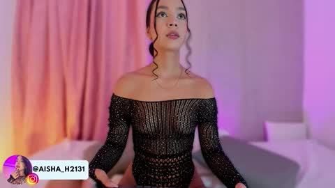 Aisha online show from 11-23-25, 08:52