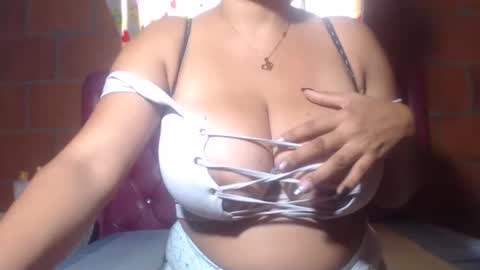 aisha koswell3 online show from 02-23-25, 08:44