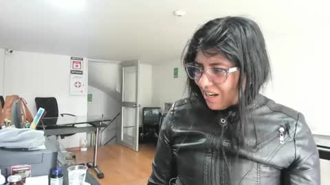 Katie   online show from 05-22-26, 02:33