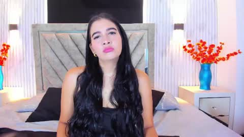 Aisha Stones online show from 07-20-26, 12:18