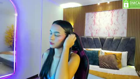 Aisha  online show from 05-25-26, 11:38