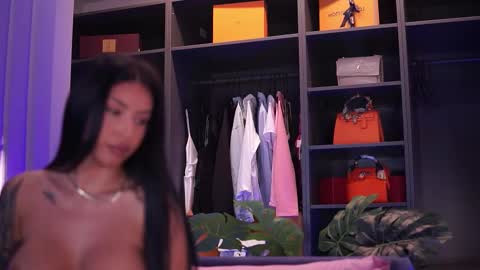 Maddy online show from 09-20-25, 03:24