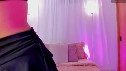 Snapshot of aishapeyton_ chatting on 06-30-26, 05:52 Aisha online show from 06-30-26, 05:52