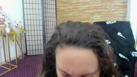 Aisha online show from 11-27-25, 05:53