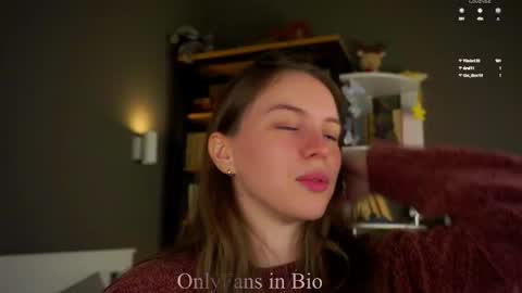 Aliza online show from 11-25-25, 01:16