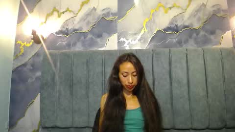 Snapshot of aitana22 chatting on 11-17-25, 03:45 Aitana online show from 11-17-25, 03:45