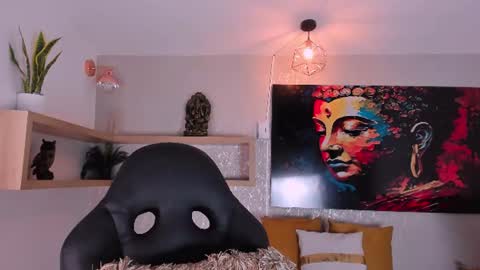little aitana  online show from 07-25-26, 04:54