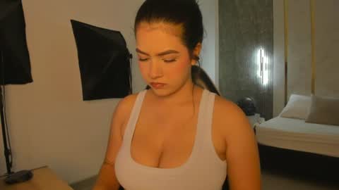 A I T A N A online show from 07-10-26, 07:49