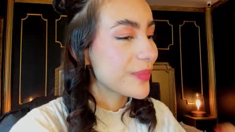 Aitana online show from 12-17-25, 12:11