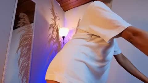 Aitana Garcia online show from 06-18-26, 11:03