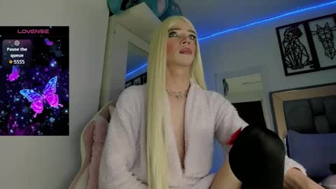 Snapshot of aiunii_jd chatting on 01-13-26, 04:51 aiunii online show from 01-13-26, 04:51