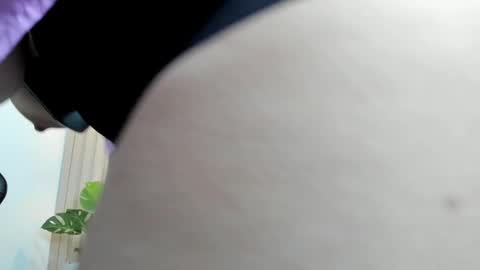 Snapshot of aixa_15 chatting on 12-06-24, 03:22 Aixa Burgos online show from 12-06-24, 03:22