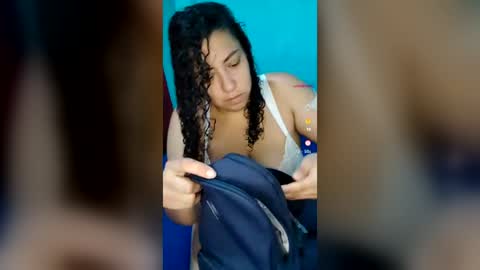 Snapshot of aixa_15 chatting on 08-04-26, 12:52 Aixa Burgos online show from 08-04-26, 12:52