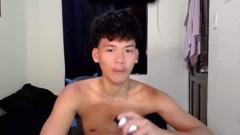 aj_daksxx online show from 04-30-26, 03:51