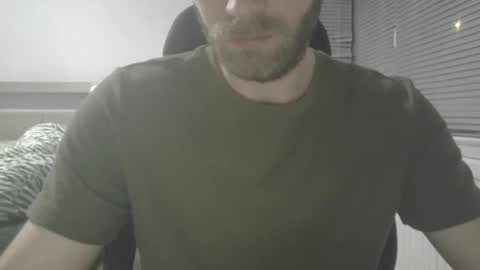 Snapshot of ajc393 chatting on 02-09-26, 08:35 ajc393 online show from 02-09-26, 08:35