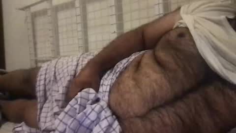 Snapshot of ajeeb_najeeb chatting on 01-09-26, 10:22 BigHairyGuy online show from 01-09-26, 10:22