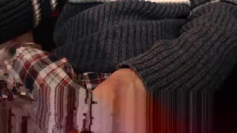 Snapshot of ajl080 chatting on 02-20-25, 01:36 aj online show from 02-20-25, 01:36