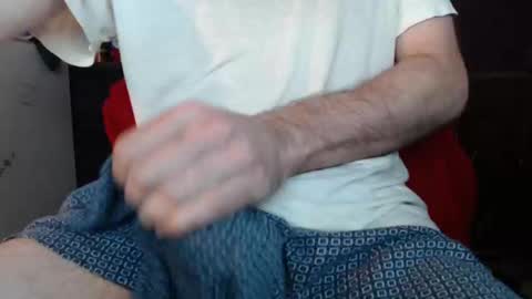 Snapshot of ajl080 chatting on 10-05-25, 08:29 aj online show from 10-05-25, 08:29
