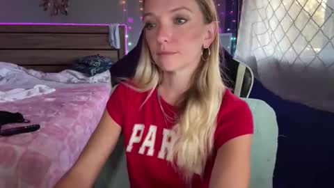 Snapshot of ajmiller25 chatting on 05-17-26, 11:01 AJ online show from 05-17-26, 11:01