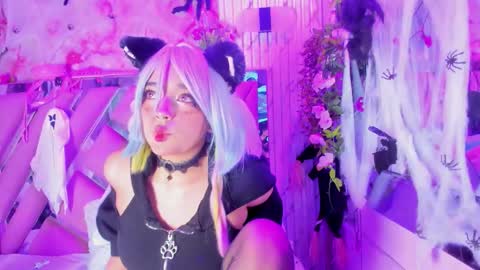 akane hikari  online show from 11-19-25, 03:39