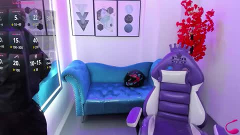 Azaka  online show from 11-26-25, 12:39