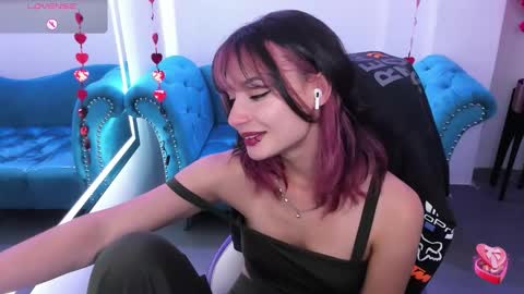 Snapshot of akaza_hakuji_ chatting on 02-10-26, 01:15 Azaka online show from 02-10-26, 01:15