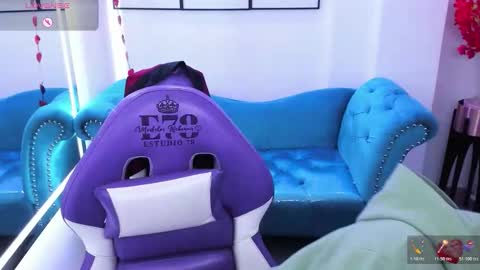 Snapshot of akaza_hakuji_ chatting on 02-12-26, 12:33 Azaka online show from 02-12-26, 12:33