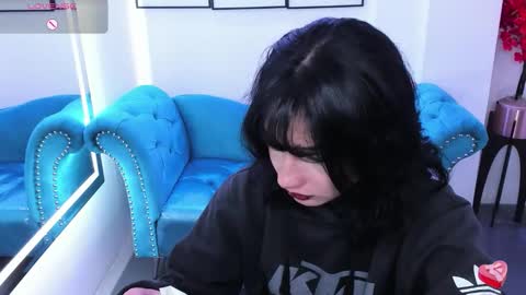 Snapshot of akaza_hakuji_ chatting on 02-27-26, 01:00 Azaka online show from 02-27-26, 01:00