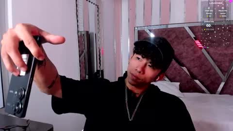 Snapshot of akazaboy chatting on 05-16-26, 05:04 akazaboy online show from 05-16-26, 05:04