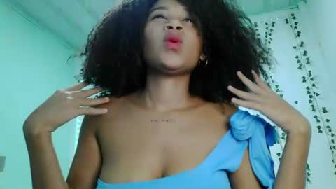 akemy_saunderz online show from 07-18-26, 03:11