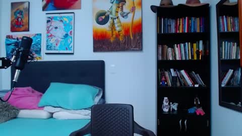 Snapshot of akiles_r chatting on 03-04-25, 09:22 akiles online show from 03-04-25, 09:22