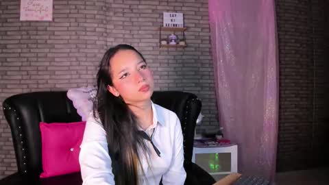 Akimmidoll GMT-5 0630 -1330 online show from 10-08-25, 07:33