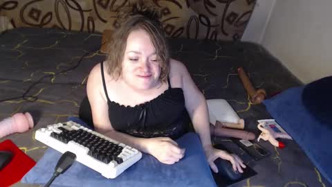 Snapshot of akindmodel chatting on 02-25-25, 04:21 Natalie online show from 02-25-25, 04:21