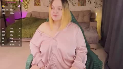 Aki online show from 11-01-25, 11:34