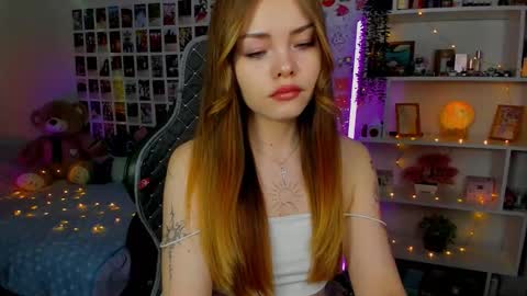 Akira online show from 09-25-25, 03:16